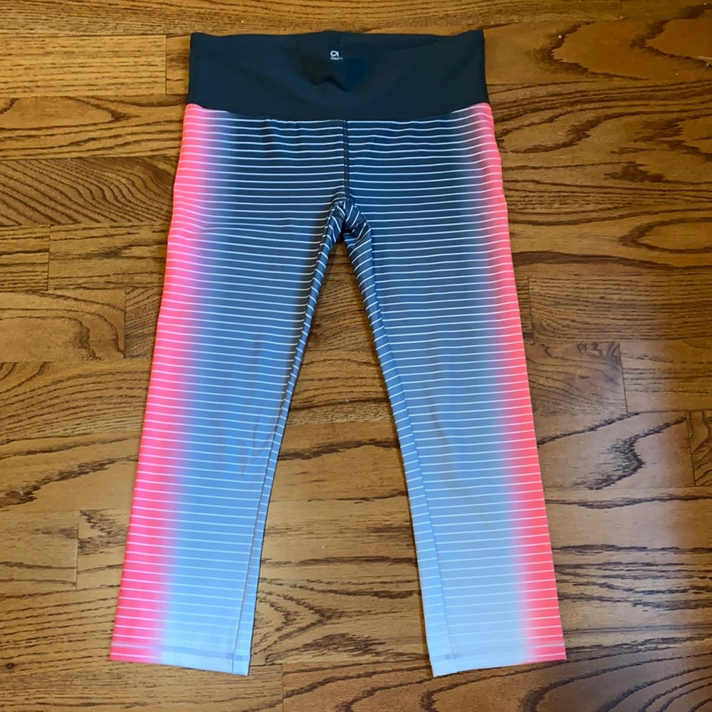 GapFit Cropped Bright Colored Leggings